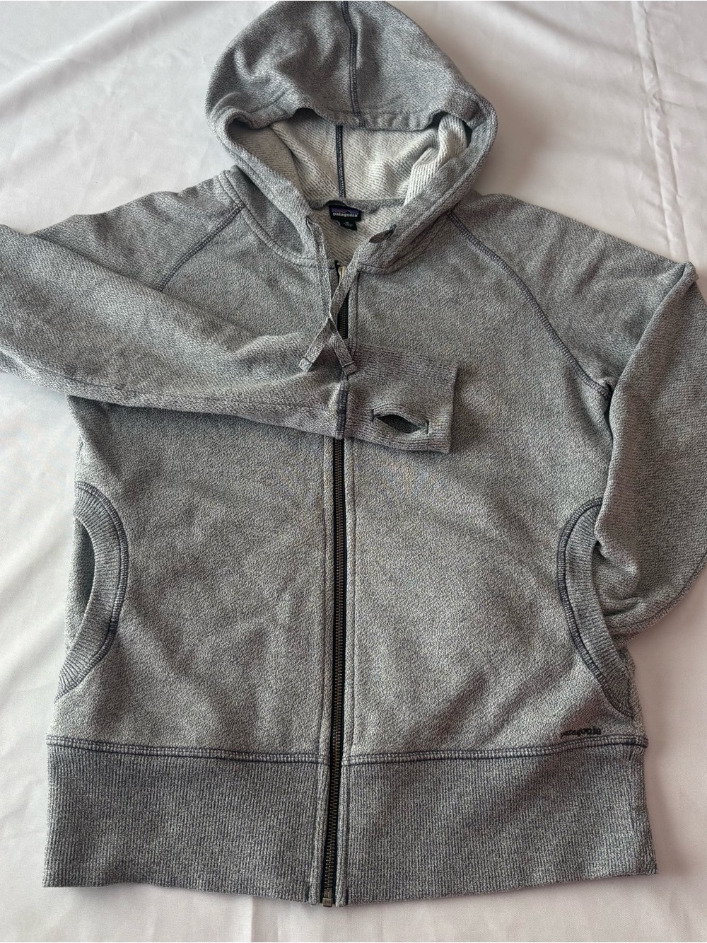 Patagonia Women’s Medium Gray Full Zip Hoodie Thumbhole Sweatshirt
